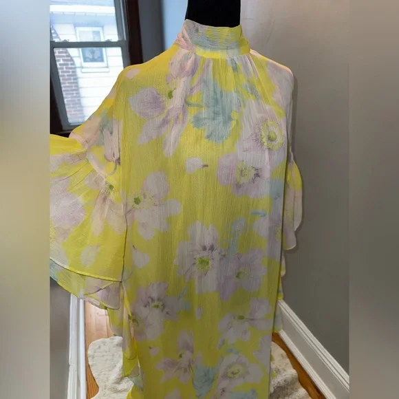 H&M Yellow and White Maxi Dress with Flutter Sleeves - Picture 7 of 8